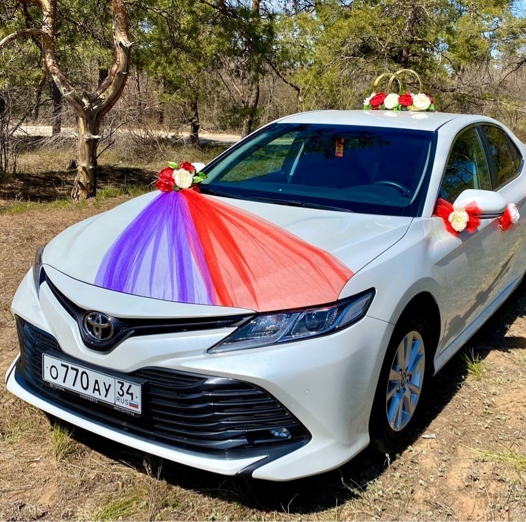 Декор свадебных кортежей в Волгограде 89610705007 Украшения свадебного кортежа в Волгограде от компании LOVE-AVTO34
