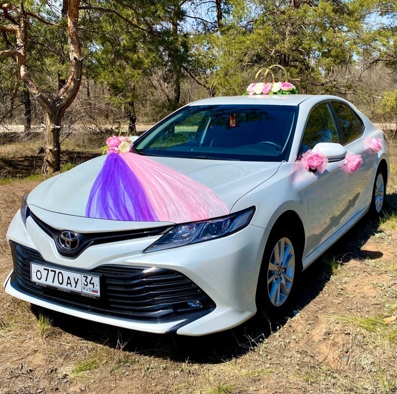 Декор свадебных кортежей в Волгограде 89610705007 Украшения свадебного кортежа в Волгограде от компании LOVE-AVTO34