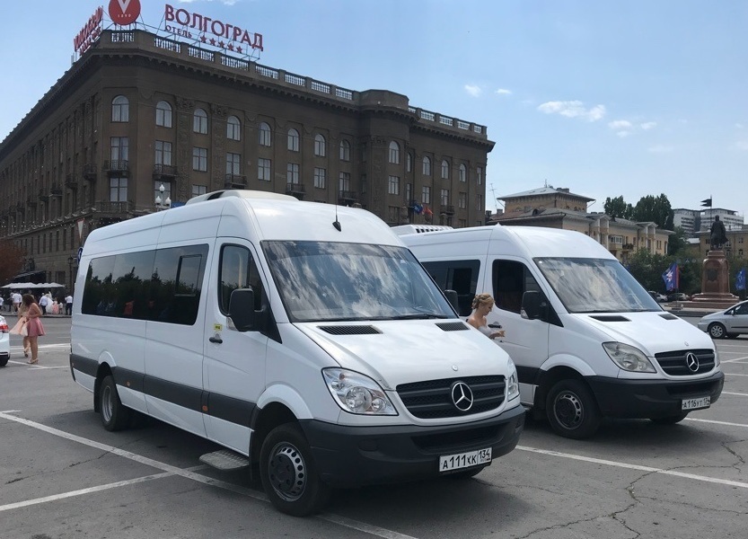 Заказ микроавтобуса в Волгограде 896107005007 Микроавтобус Мерседес на свадьбу в Волгограде от компании LOVE-AVTO34