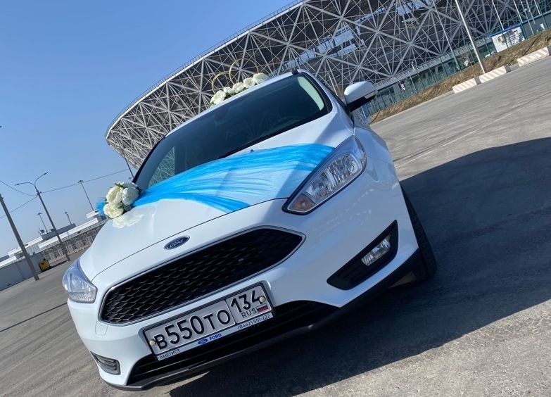 Свадебный кортеж в Волгограде 89610705007 Форд Фокус на свадьбу, свадебный кортеж БМВ в Волгограде от компании LOVE-AVTO34, 896107005007